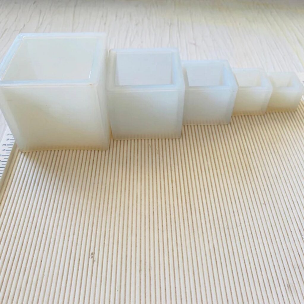 Epoke Resin Mould Cube